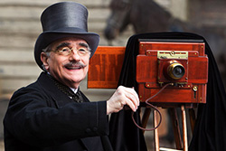 READ >> The Persisting Vision: Reading the Language of Cinema