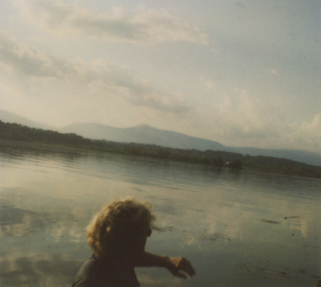 READ >> Peter Hutton